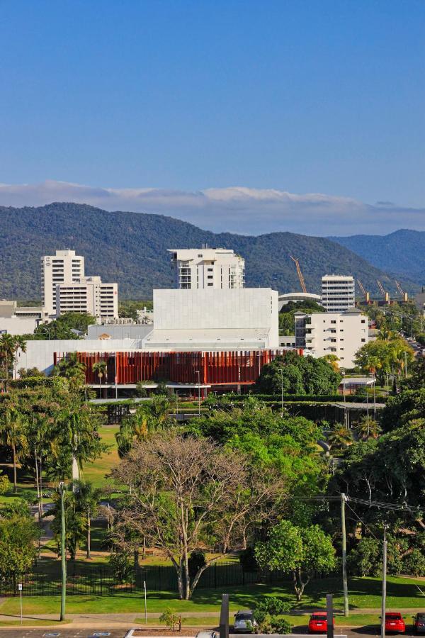 Sunshine Tower Hotel Cairns Exteriér fotografie